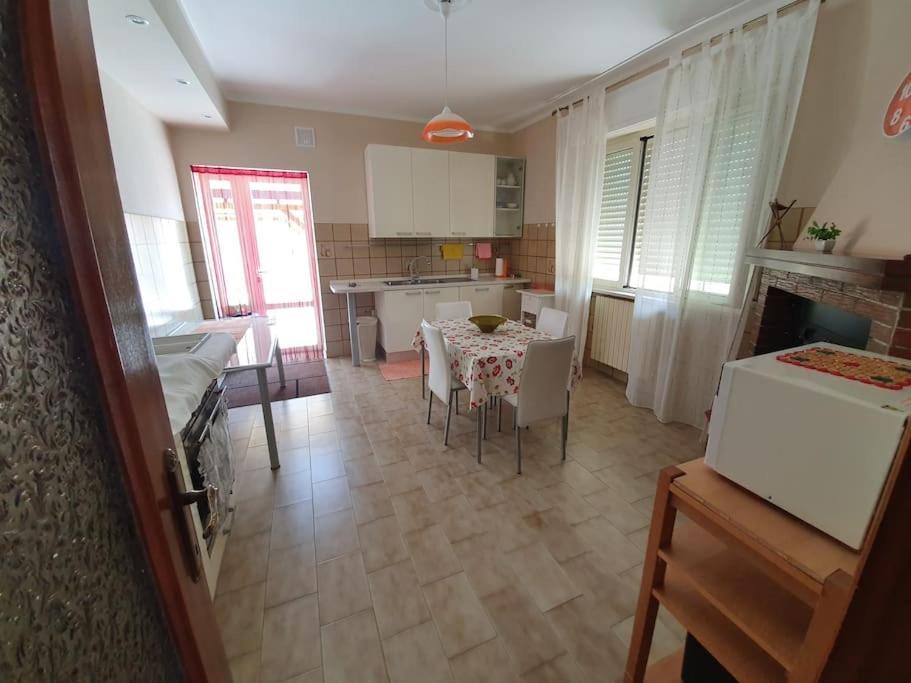 Casa Dei Nonni Βίλα Roccascalegna Εξωτερικό φωτογραφία